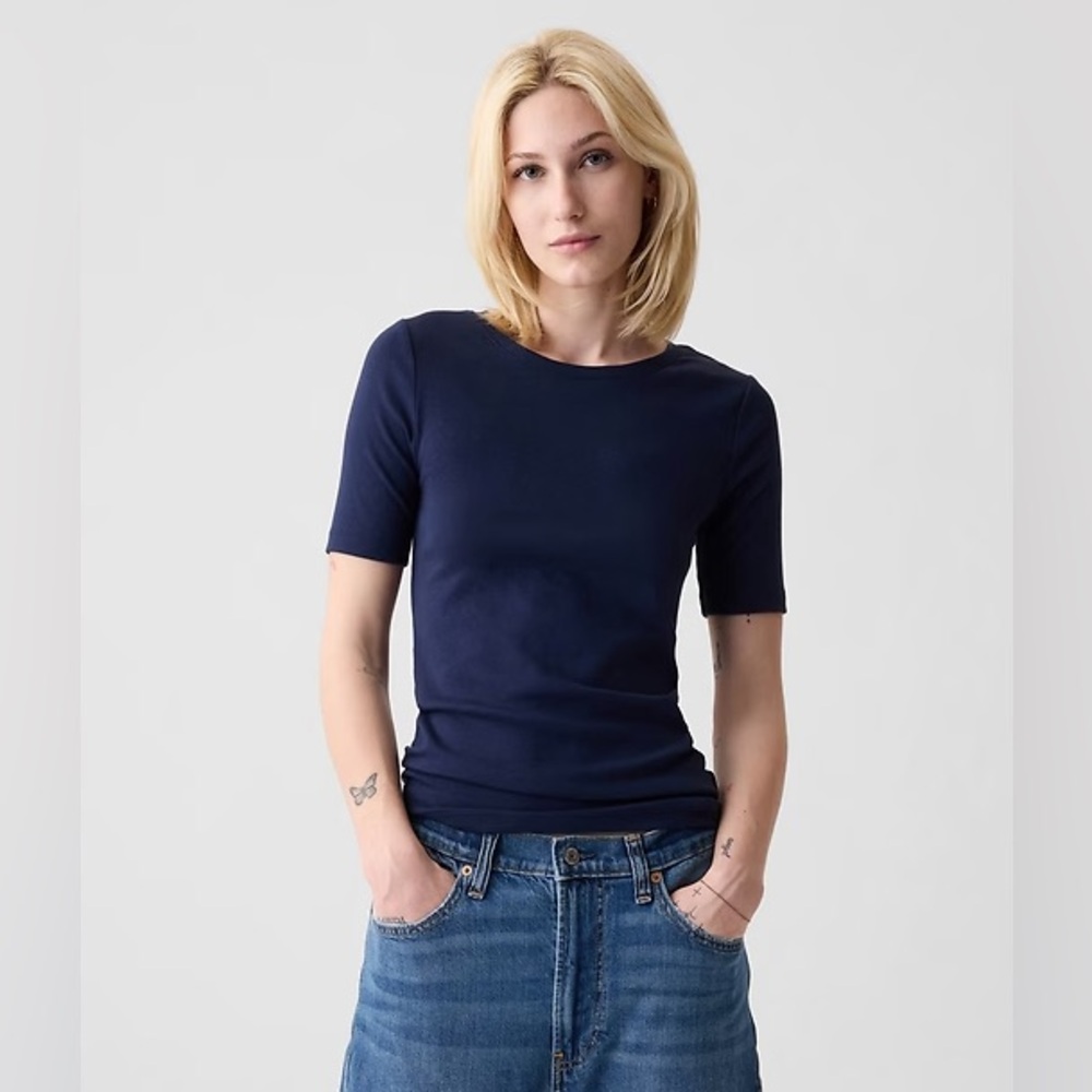 Gap Modern Tee